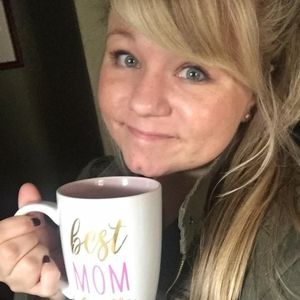 Meet your Posher, Christie